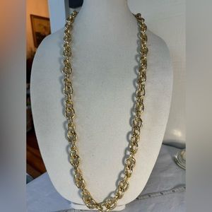 Older Vincero chunky textured link chain necklace